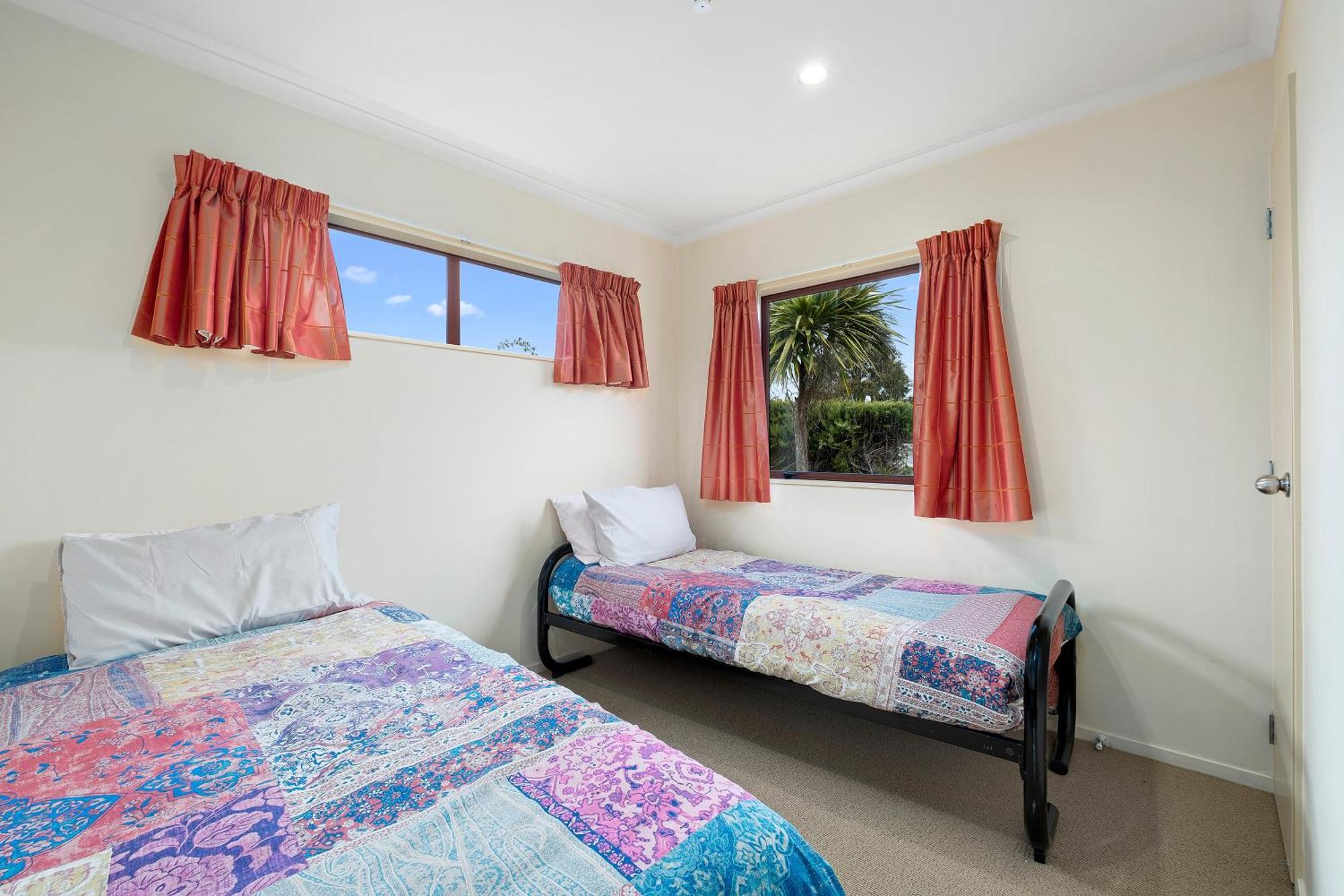 Korimako Ridge - Lake Hawea Holiday Home Dış mekan fotoğraf