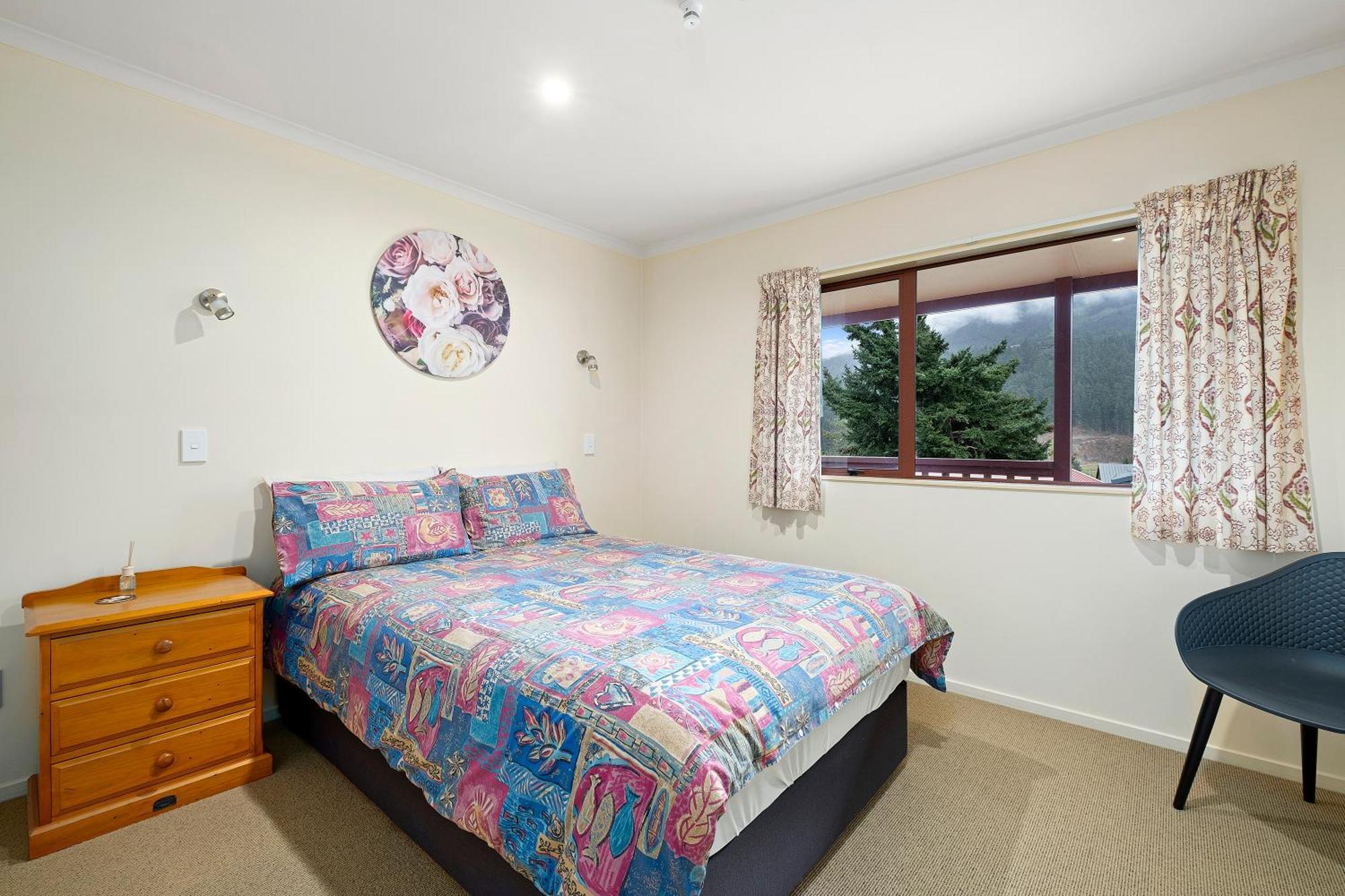 Korimako Ridge - Lake Hawea Holiday Home Dış mekan fotoğraf